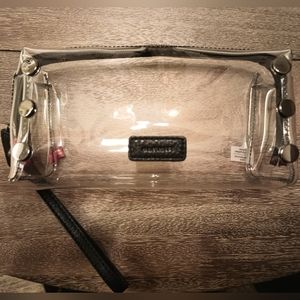 Hammitt Make Up Clear